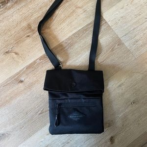 Sherpani Pica Crossbody Bag Sustainable